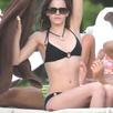 Emma Watson HOT Bikini Wallpaper APK